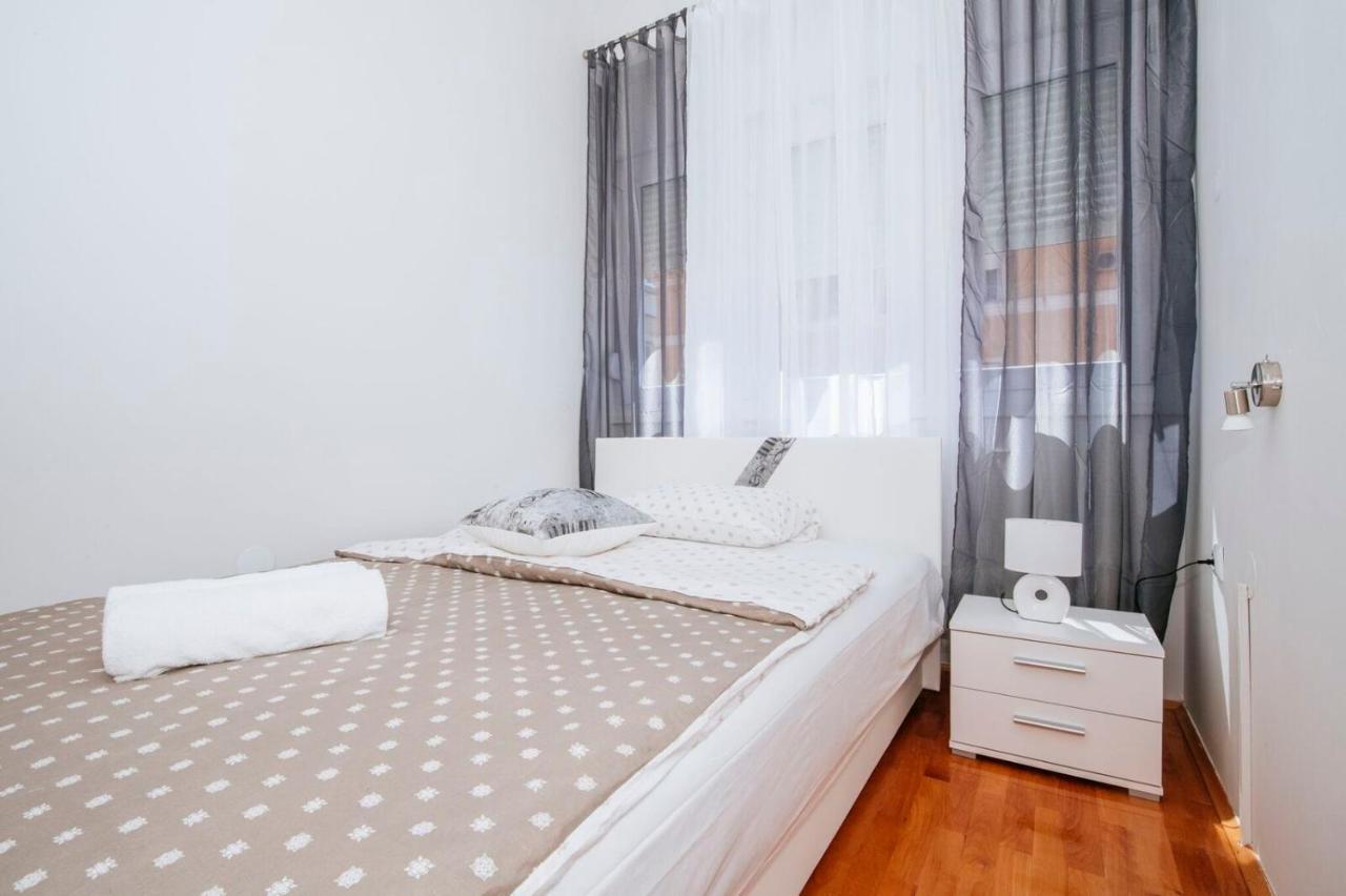 Bayshore Apartment ซาดาร์ ภายนอก รูปภาพ