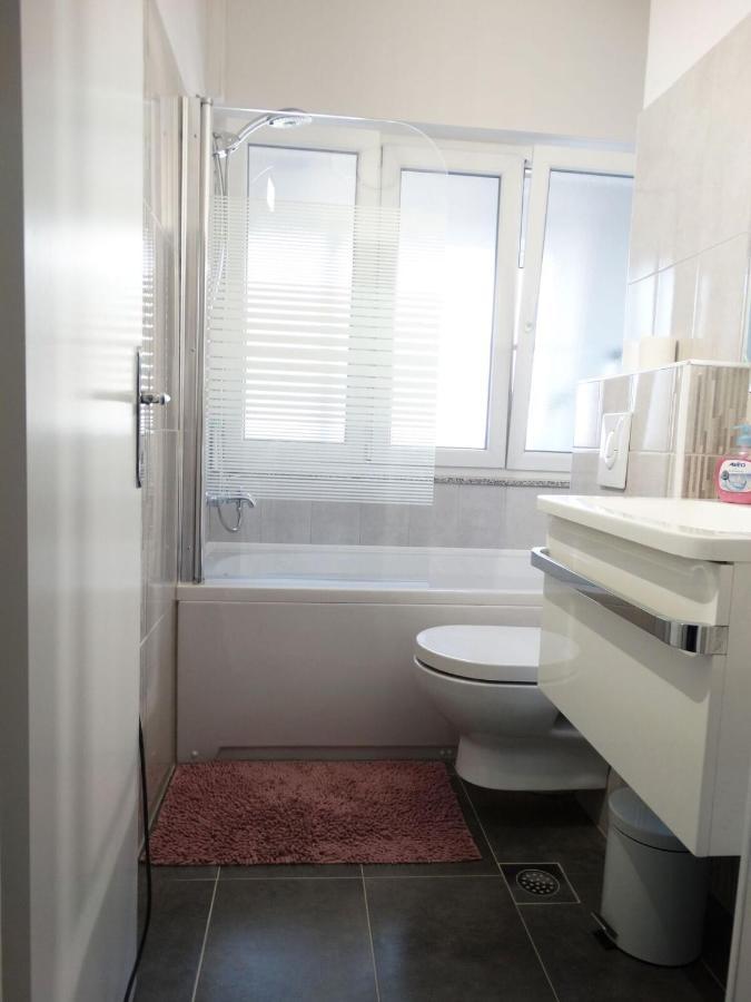 Bayshore Apartment ซาดาร์ ภายนอก รูปภาพ