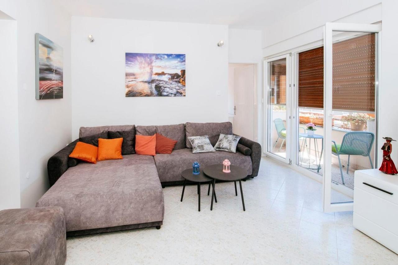 Bayshore Apartment ซาดาร์ ภายนอก รูปภาพ