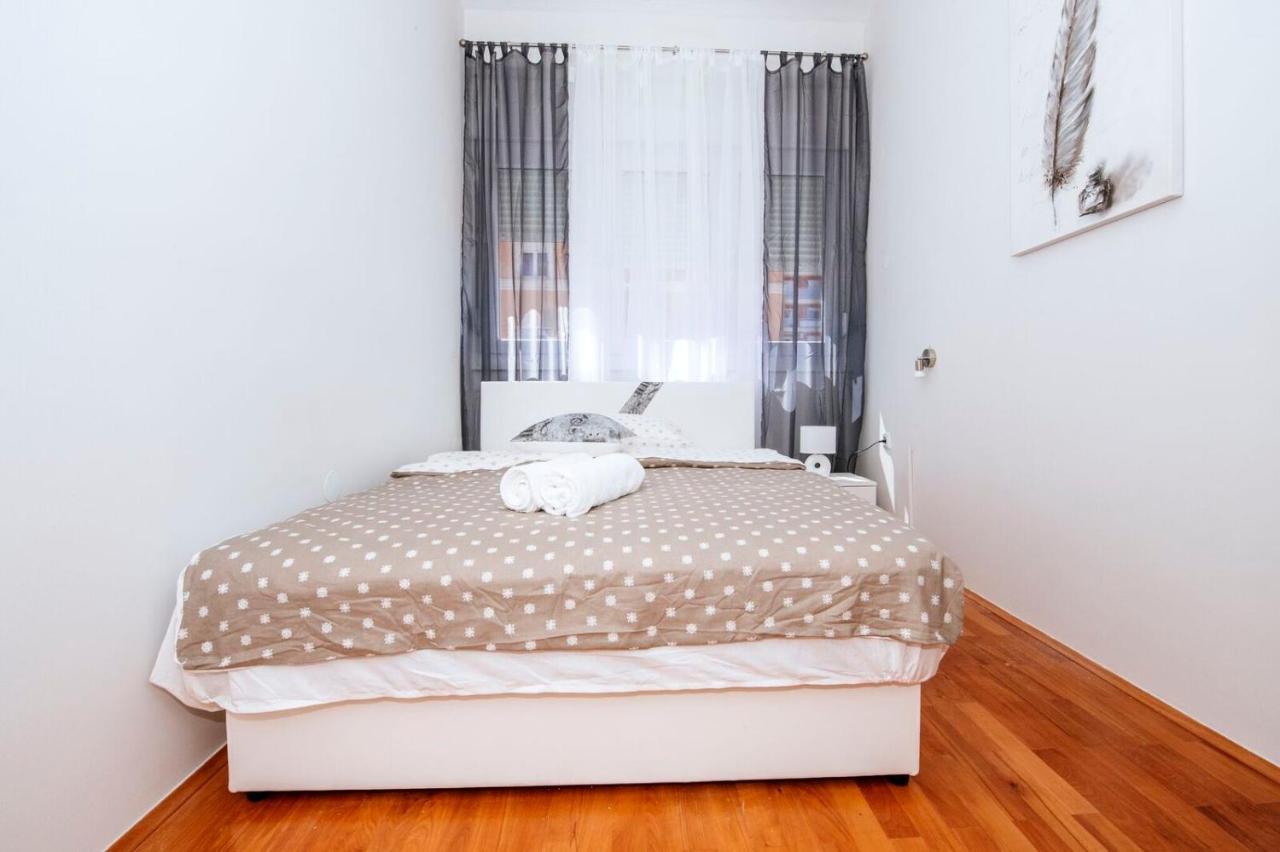 Bayshore Apartment ซาดาร์ ภายนอก รูปภาพ